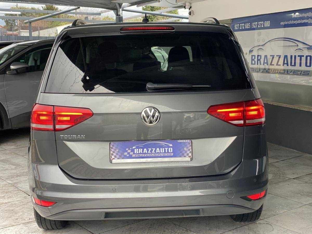volkswagen-touran-2018-diesel-1598cc