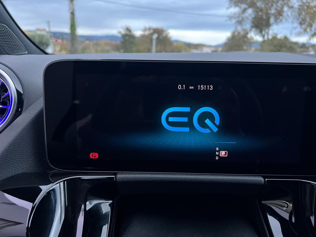mercedes-benz-eqa-2022-eletrico-0cc