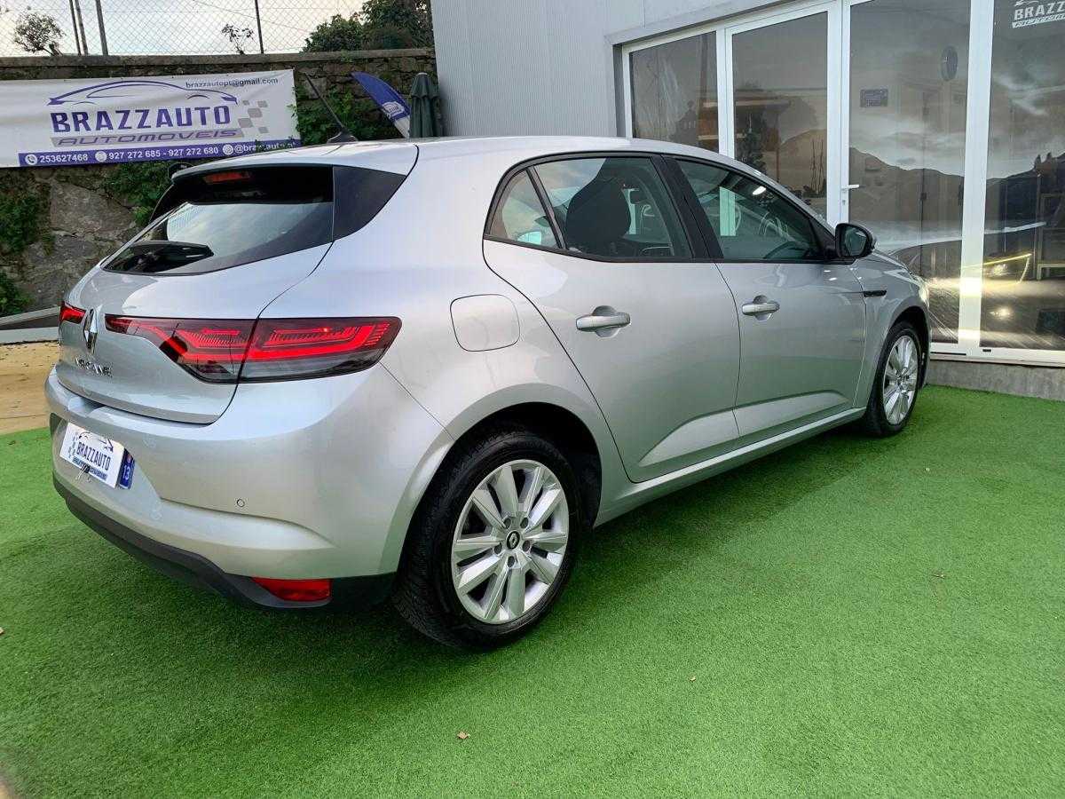 renault-megane-2022-diesel-1461cc