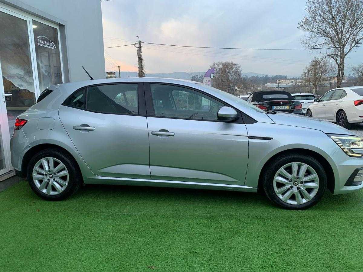 renault-megane-2022-diesel-1461cc