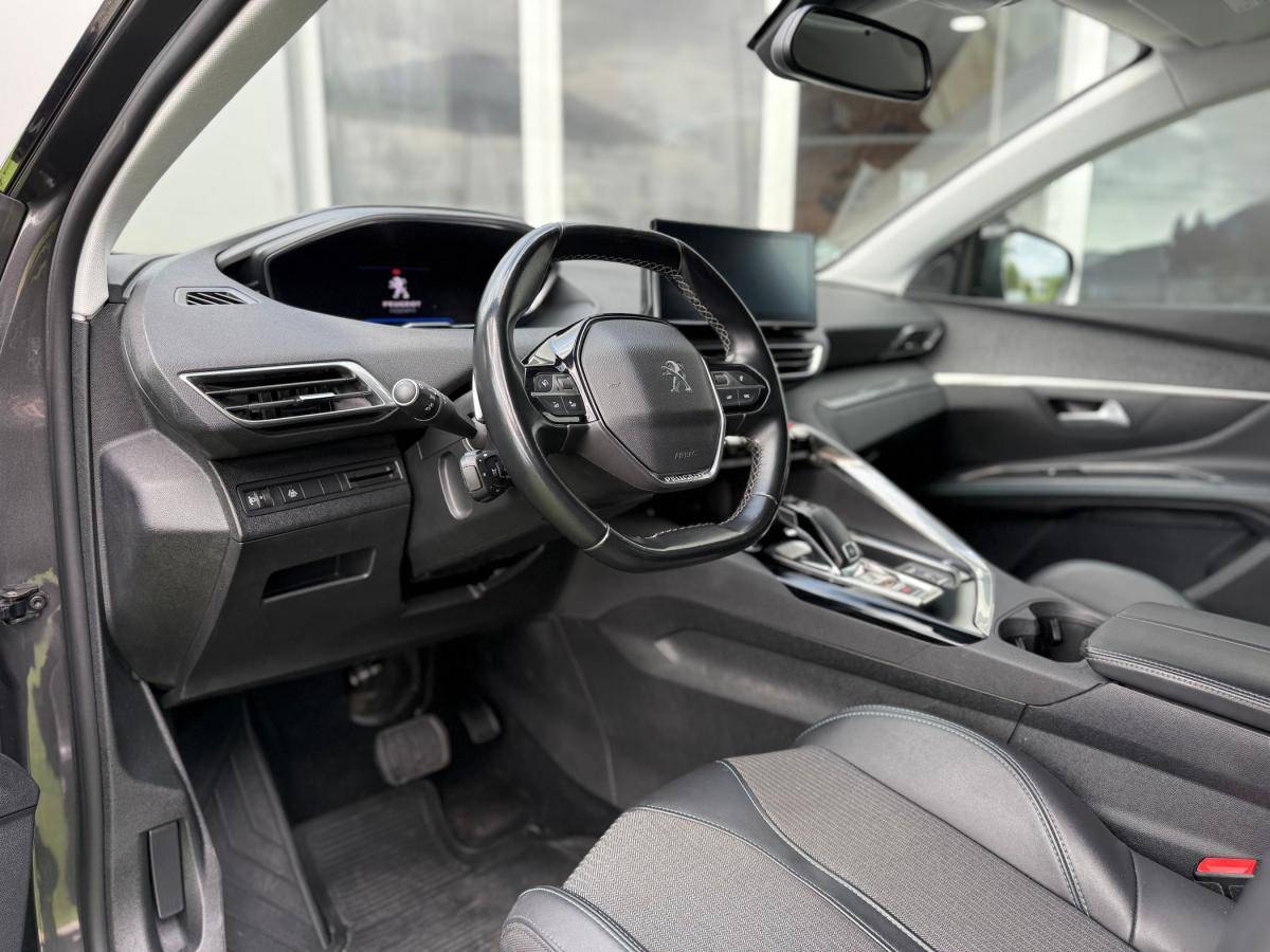 peugeot-5008-2022-diesel-1499cc