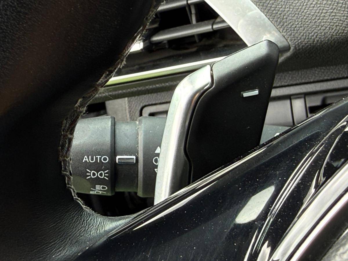 peugeot-5008-2022-diesel-1499cc
