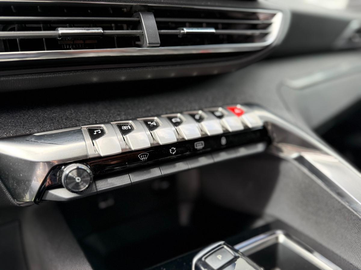 peugeot-5008-2022-diesel-1499cc