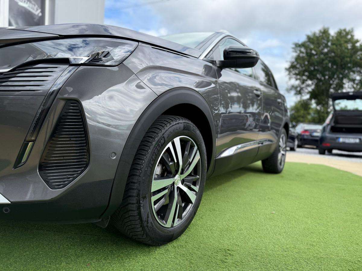 peugeot-5008-2022-diesel-1499cc