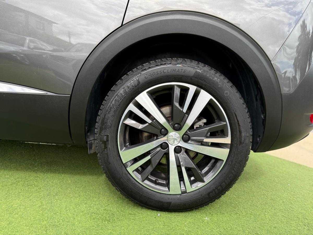 peugeot-5008-2022-diesel-1499cc