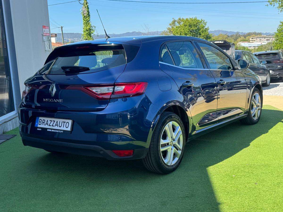 renault-megane-2019-diesel-1461cc