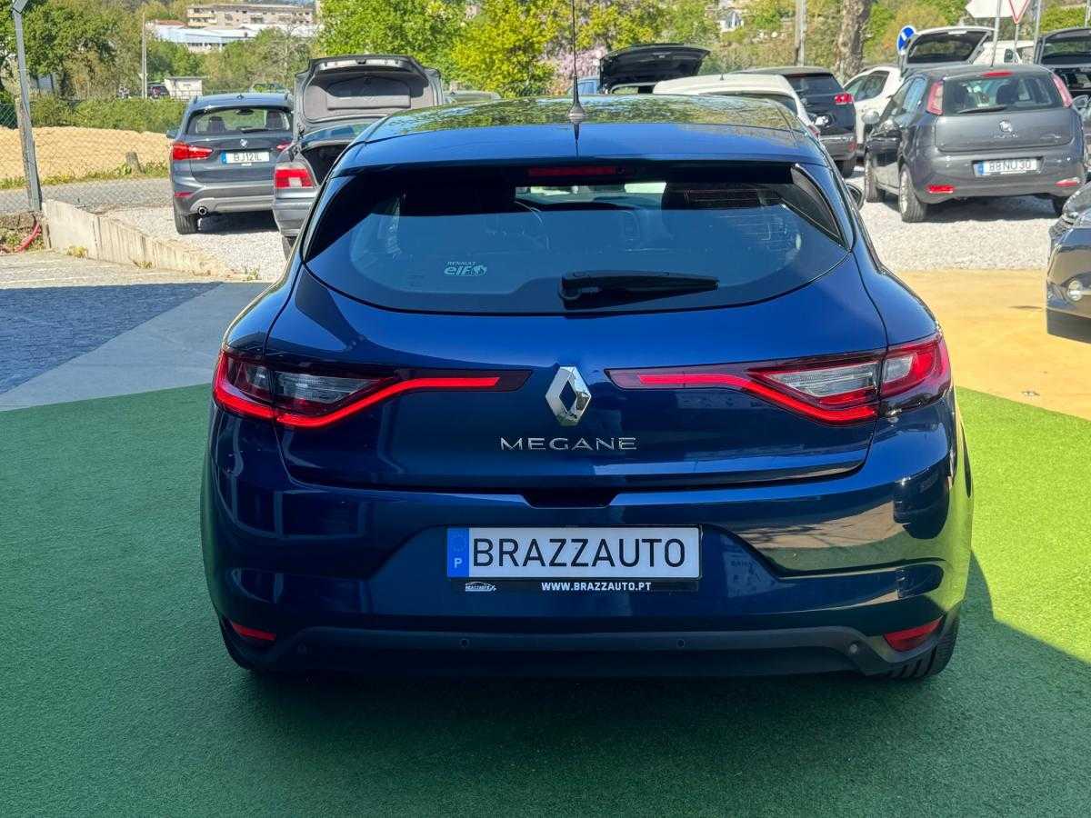 renault-megane-2019-diesel-1461cc