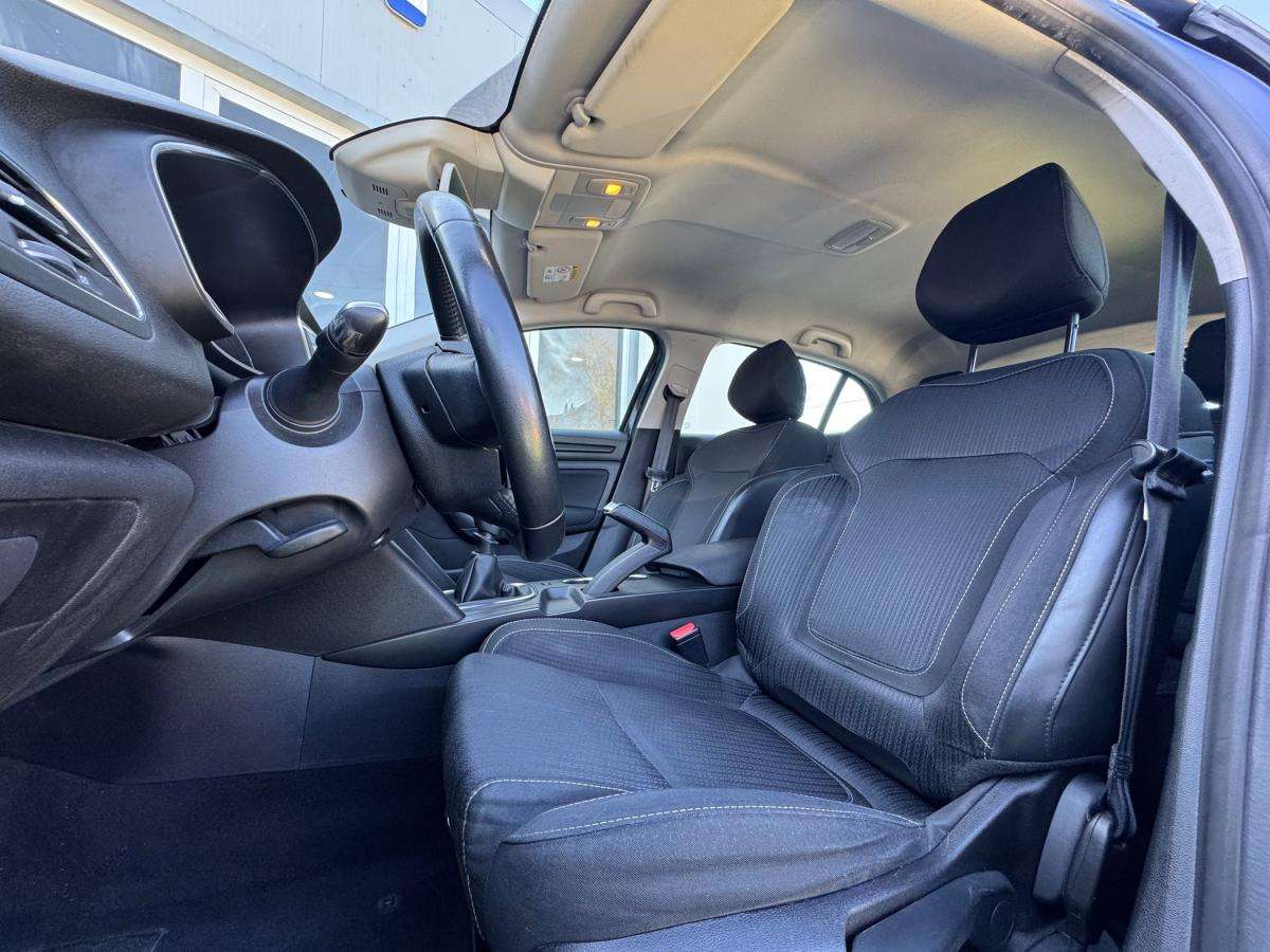 renault-megane-2019-diesel-1461cc