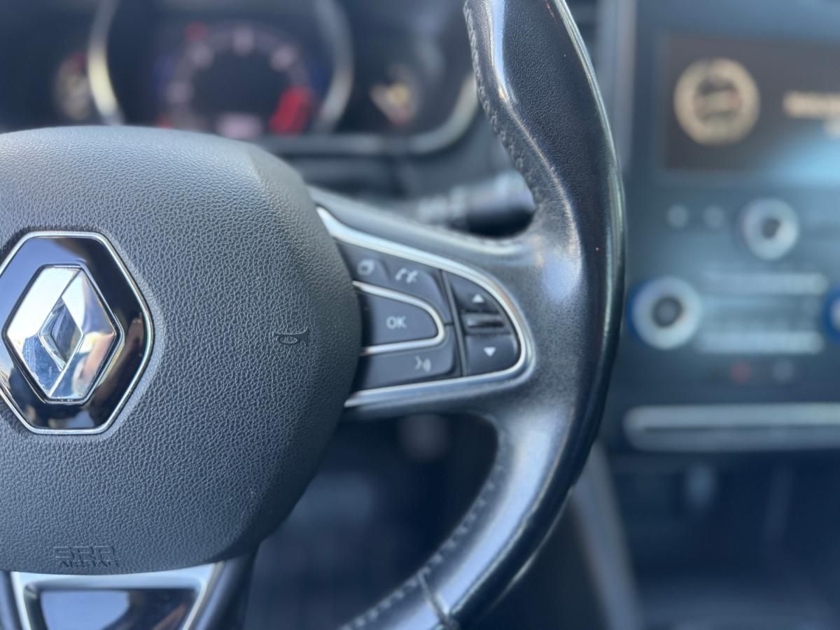 renault-megane-2019-diesel-1461cc