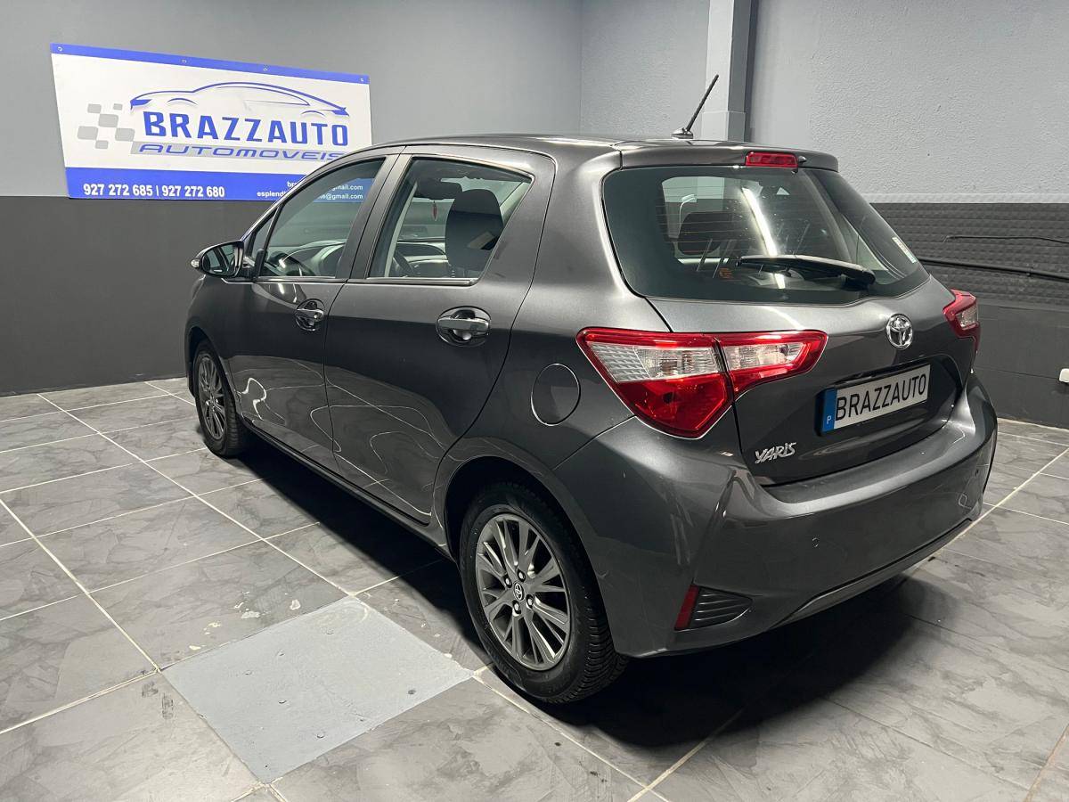 toyota-yaris-2018-gasolina-998cc