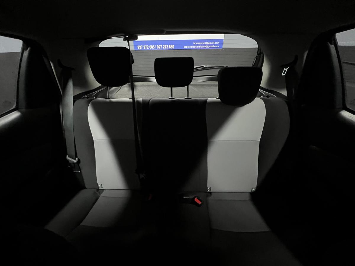 toyota-yaris-2018-gasolina-998cc