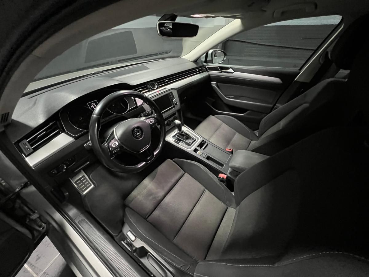 volkswagen-passat-variant-2015-diesel-1598cc