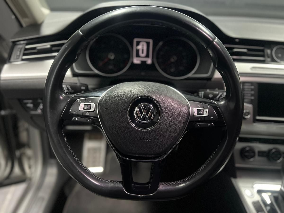 volkswagen-passat-variant-2015-diesel-1598cc