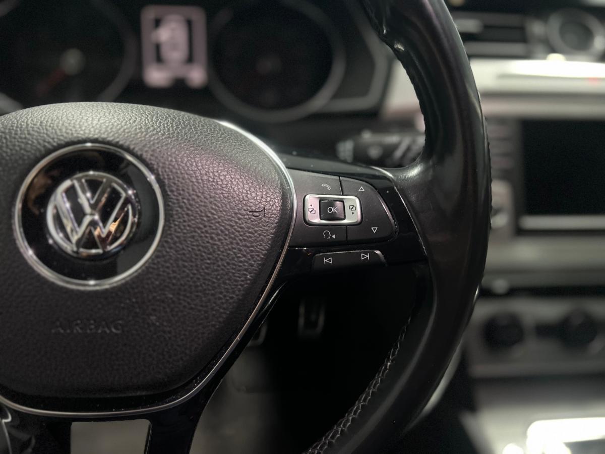 volkswagen-passat-variant-2015-diesel-1598cc