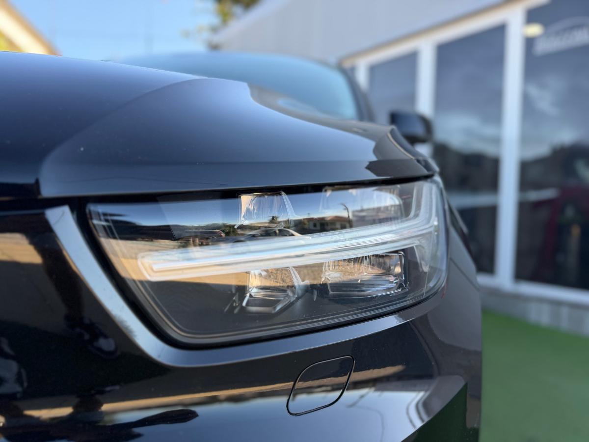 volvo-xc40-2022-gasolina-1477cc
