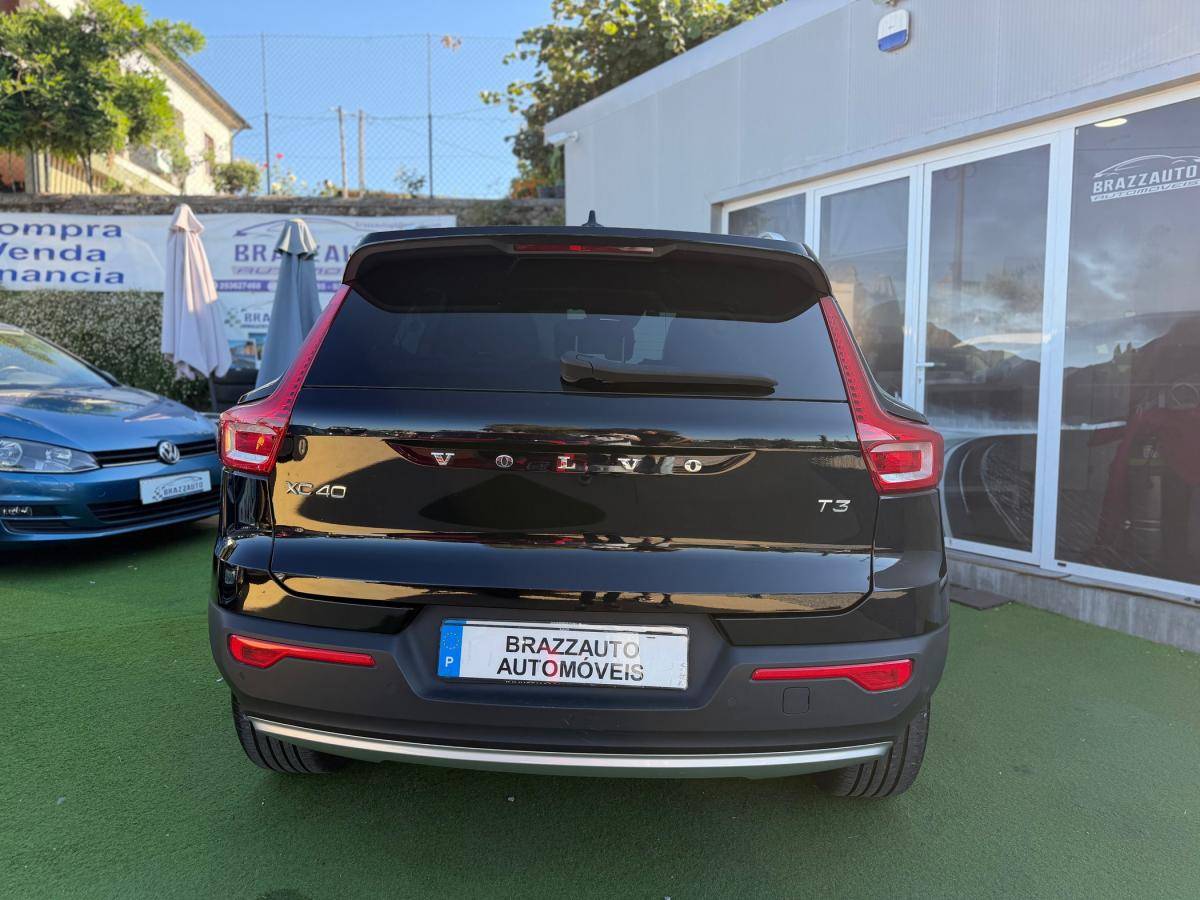 volvo-xc40-2022-gasolina-1477cc