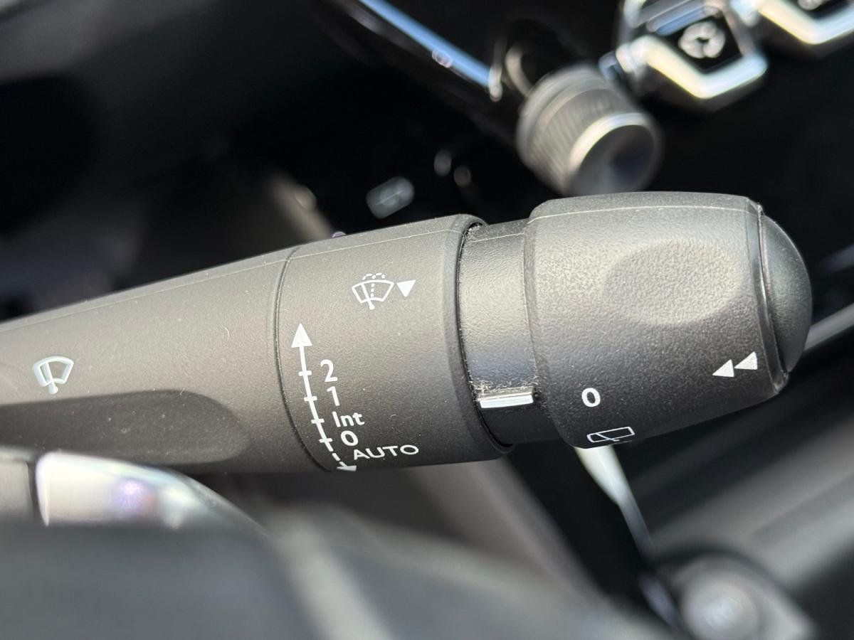 peugeot-2008-2021-gasolina-1199cc