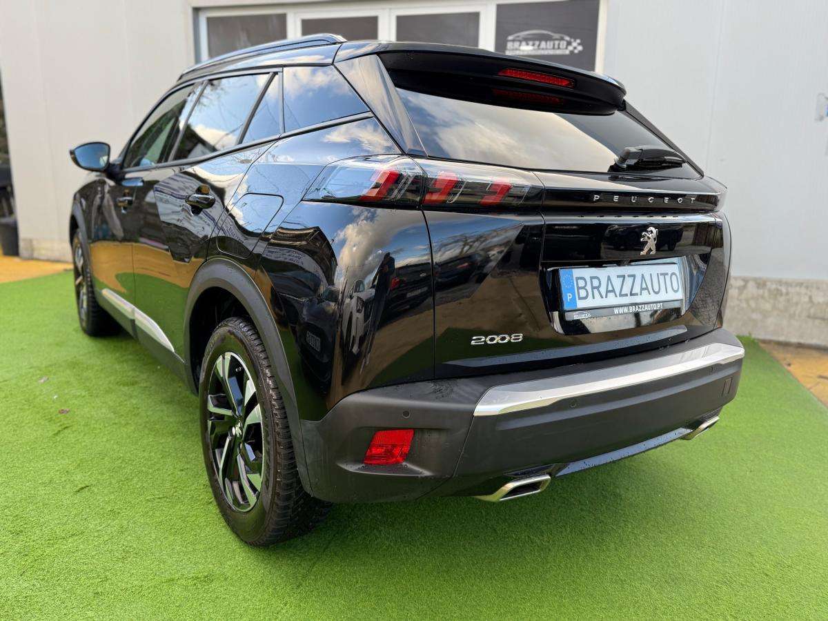 peugeot-2008-2021-gasolina-1199cc
