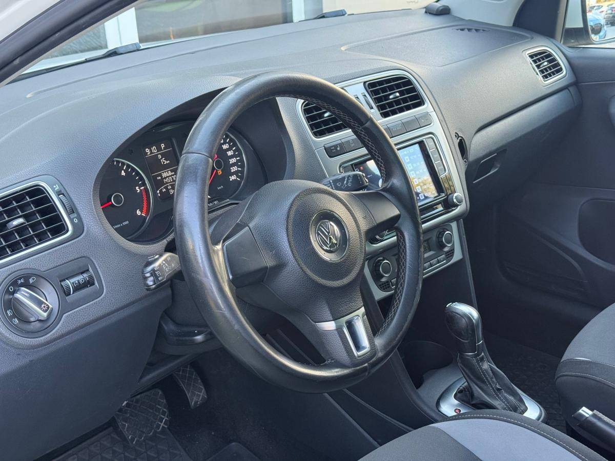 volkswagen-polo-2013-diesel-1598cc