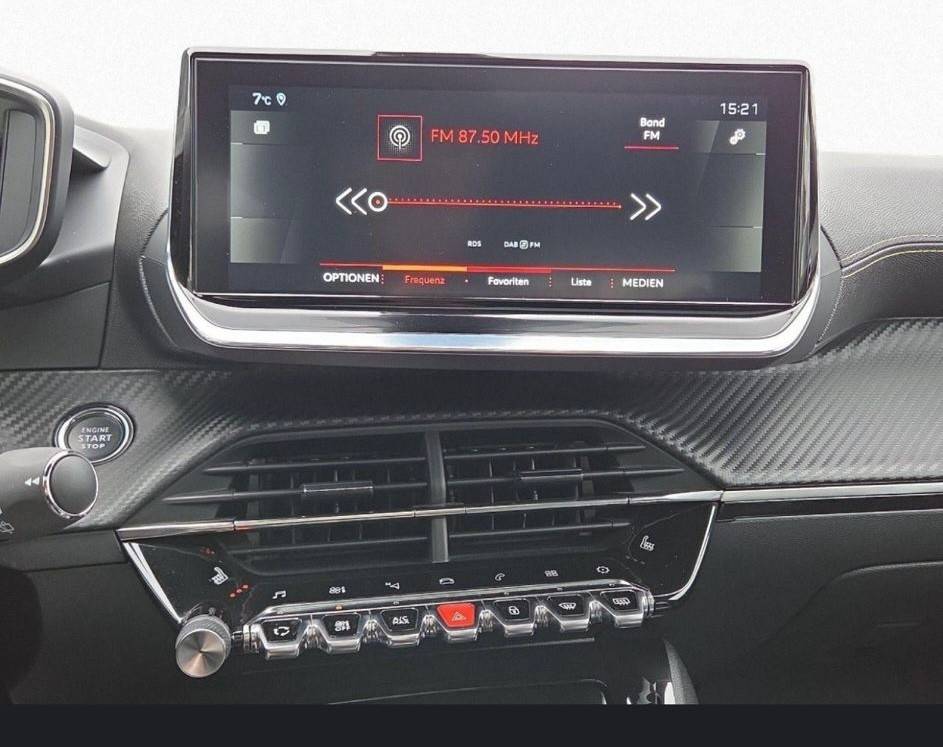 peugeot-2008-2021-diesel-1499cc