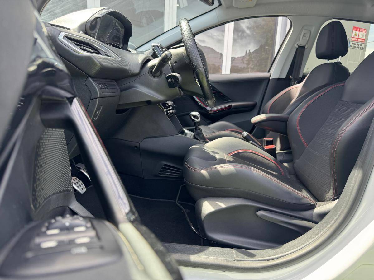 peugeot-208-2019-gasolina-1199cc