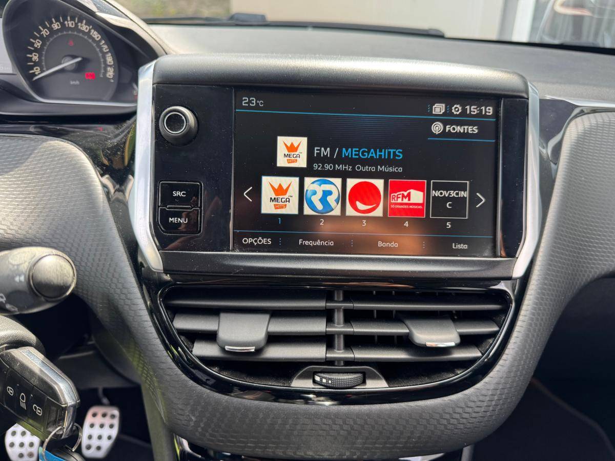 peugeot-208-2019-gasolina-1199cc
