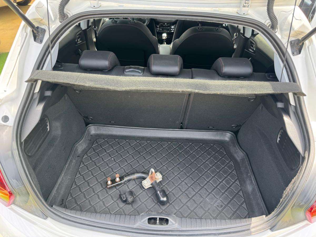 peugeot-208-2019-gasolina-1199cc