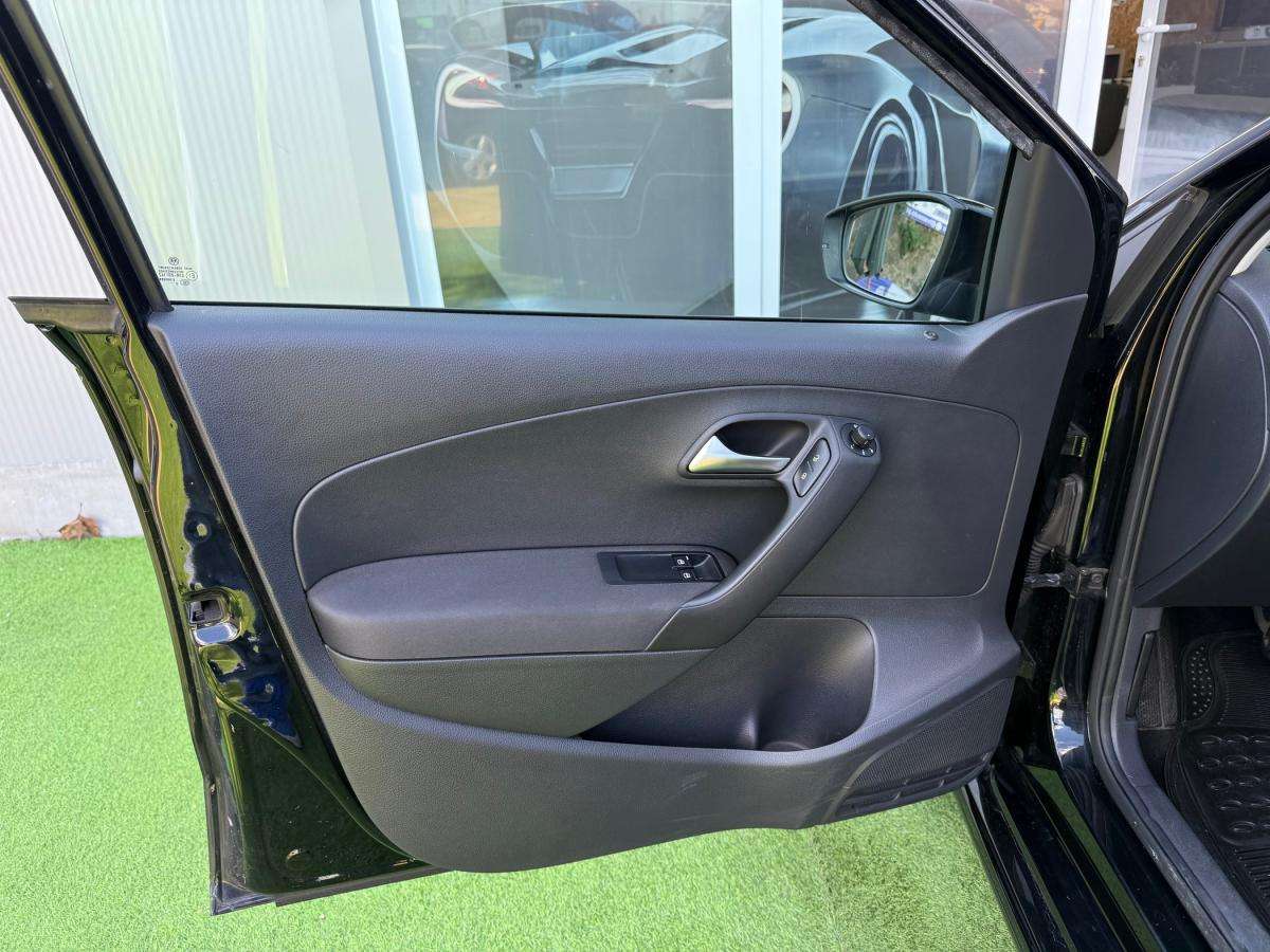volkswagen-polo-2012-diesel-1199cc