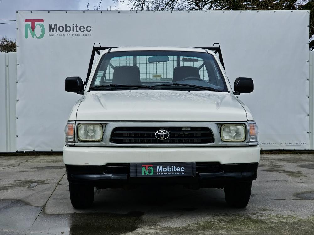 toyota-hilux-1999-diesel-2446cc