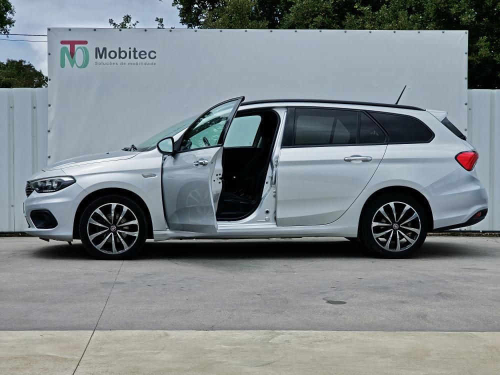 fiat-tipo-station-wagon-2017-diesel-1598cc