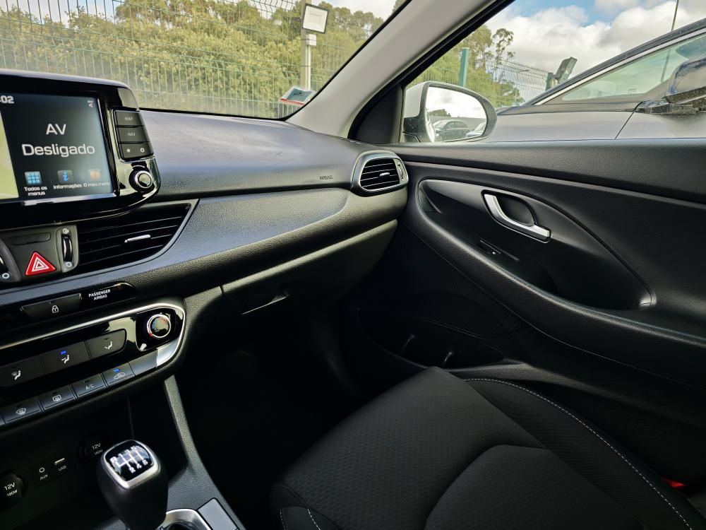 hyundai-i30-2020-diesel-1598cc
