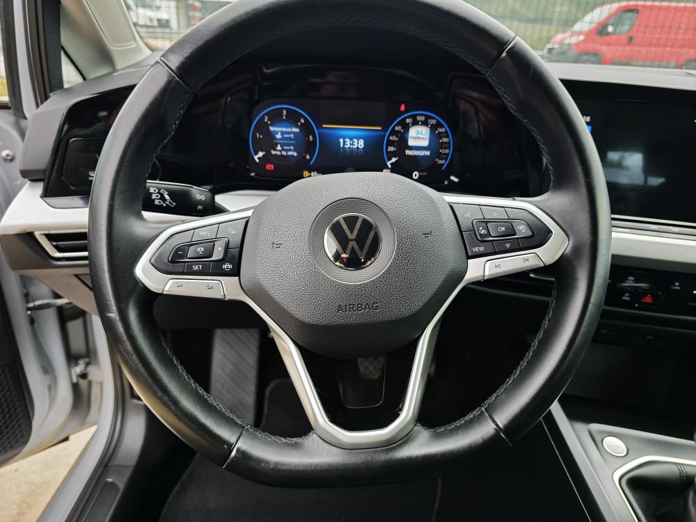 volkswagen-golf-variant-2021-diesel-1968cc