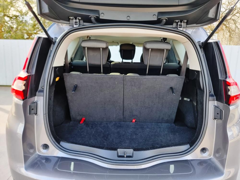 renault-scenic-2017-diesel-1461cc