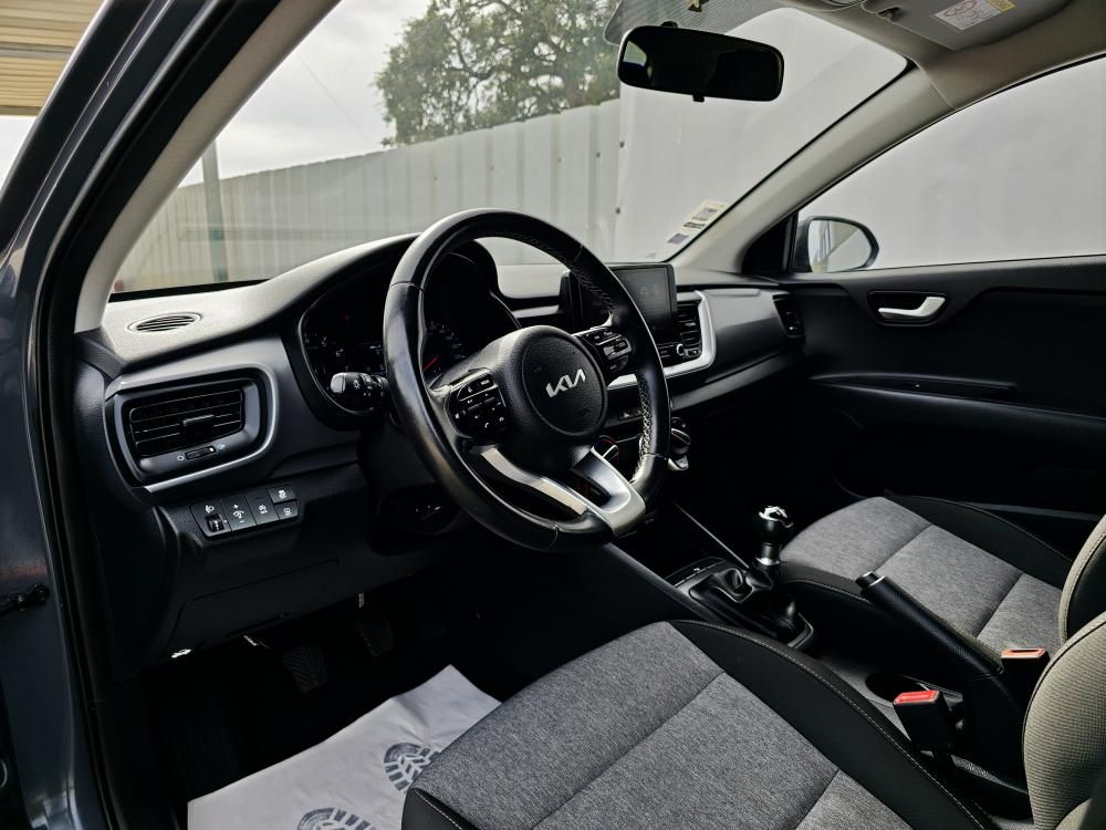 kia-stonic-2022-gasolina-1197cc