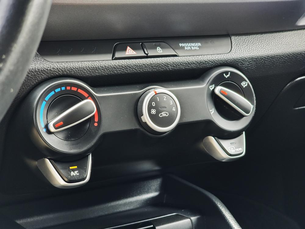 kia-stonic-2022-gasolina-1197cc