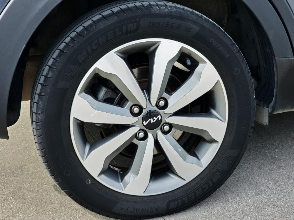 kia-stonic-2022-gasolina-1197cc