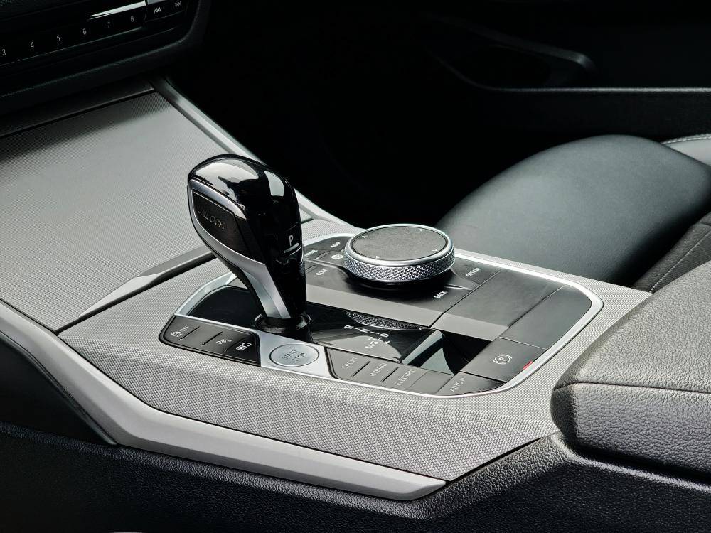 bmw-serie-3-2022-hibrido-a-gasolina-1998cc