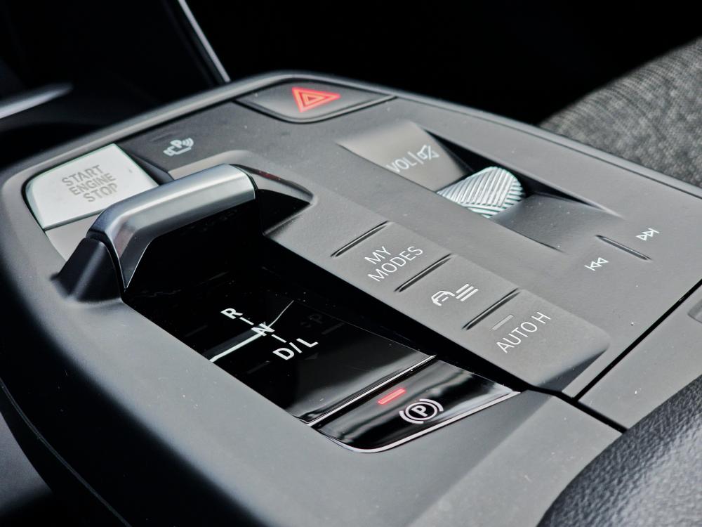 bmw-serie-2-2023-hibrido-a-gasolina-1499cc
