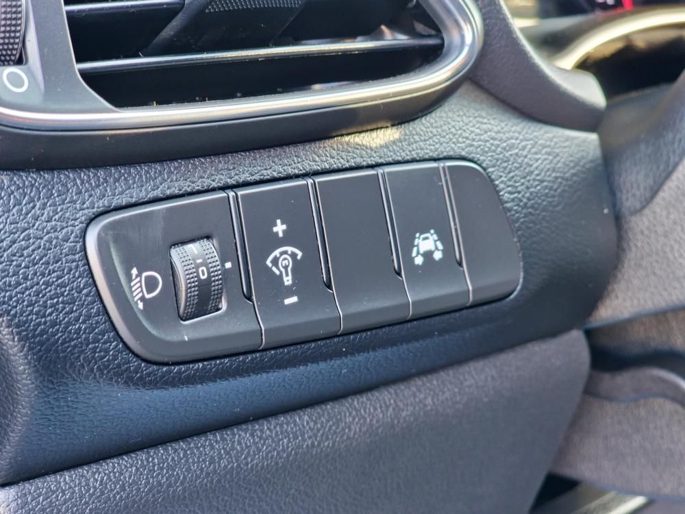 hyundai-i30-2019-gasolina-1998cc