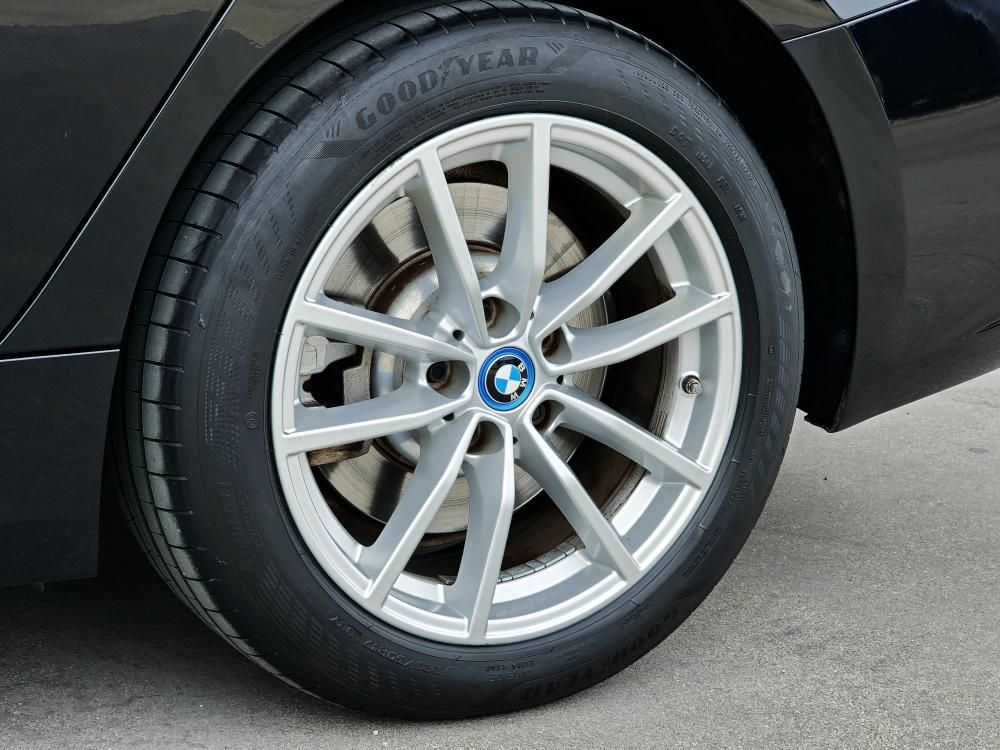 bmw-serie-3-2022-hibrido-a-gasolina-1998cc