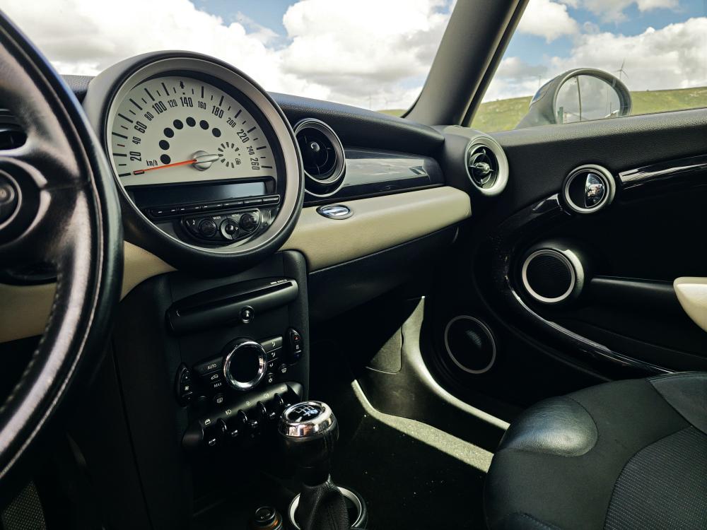 mini-cooper-2010-diesel-1598cc