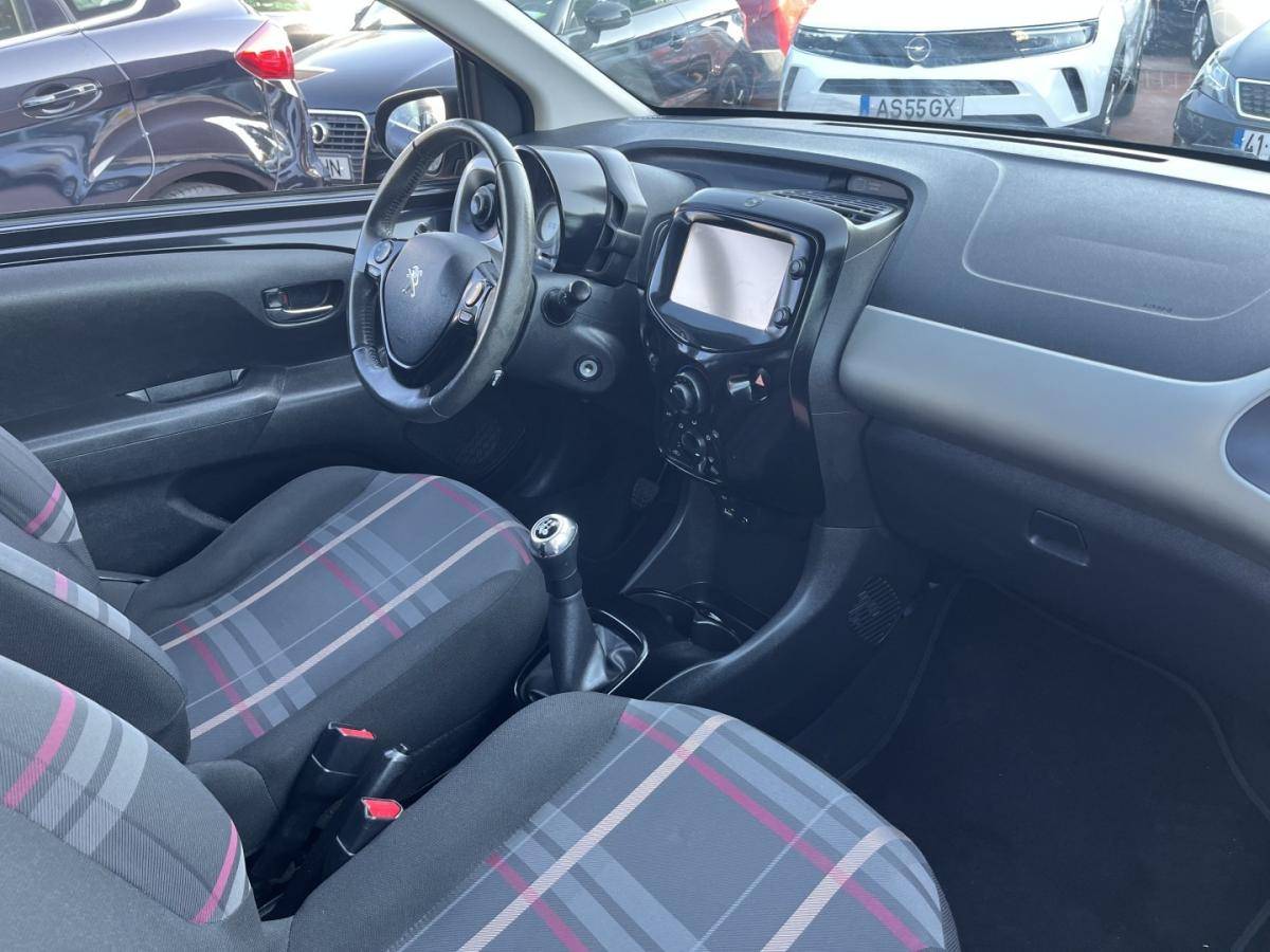 peugeot-108-2014-gasolina-998cc
