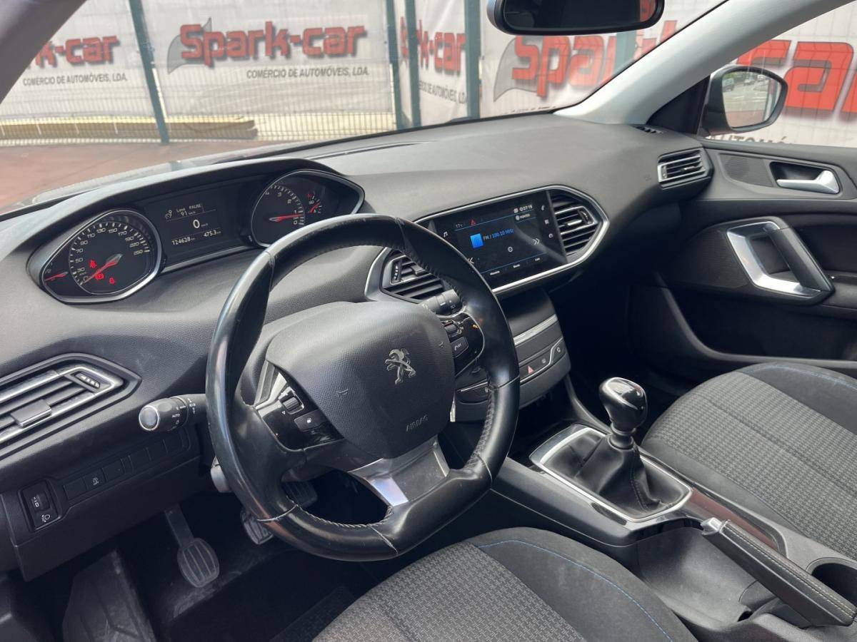 peugeot-308-2021-gasolina-1199cc