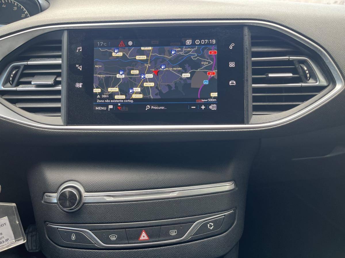 peugeot-308-2021-gasolina-1199cc