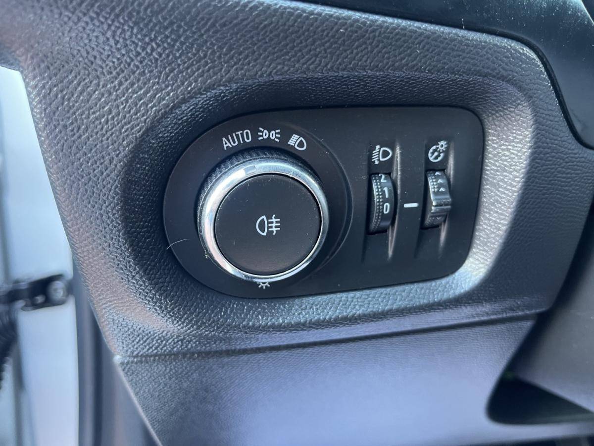 opel-corsa-2023-gasolina-1199cc