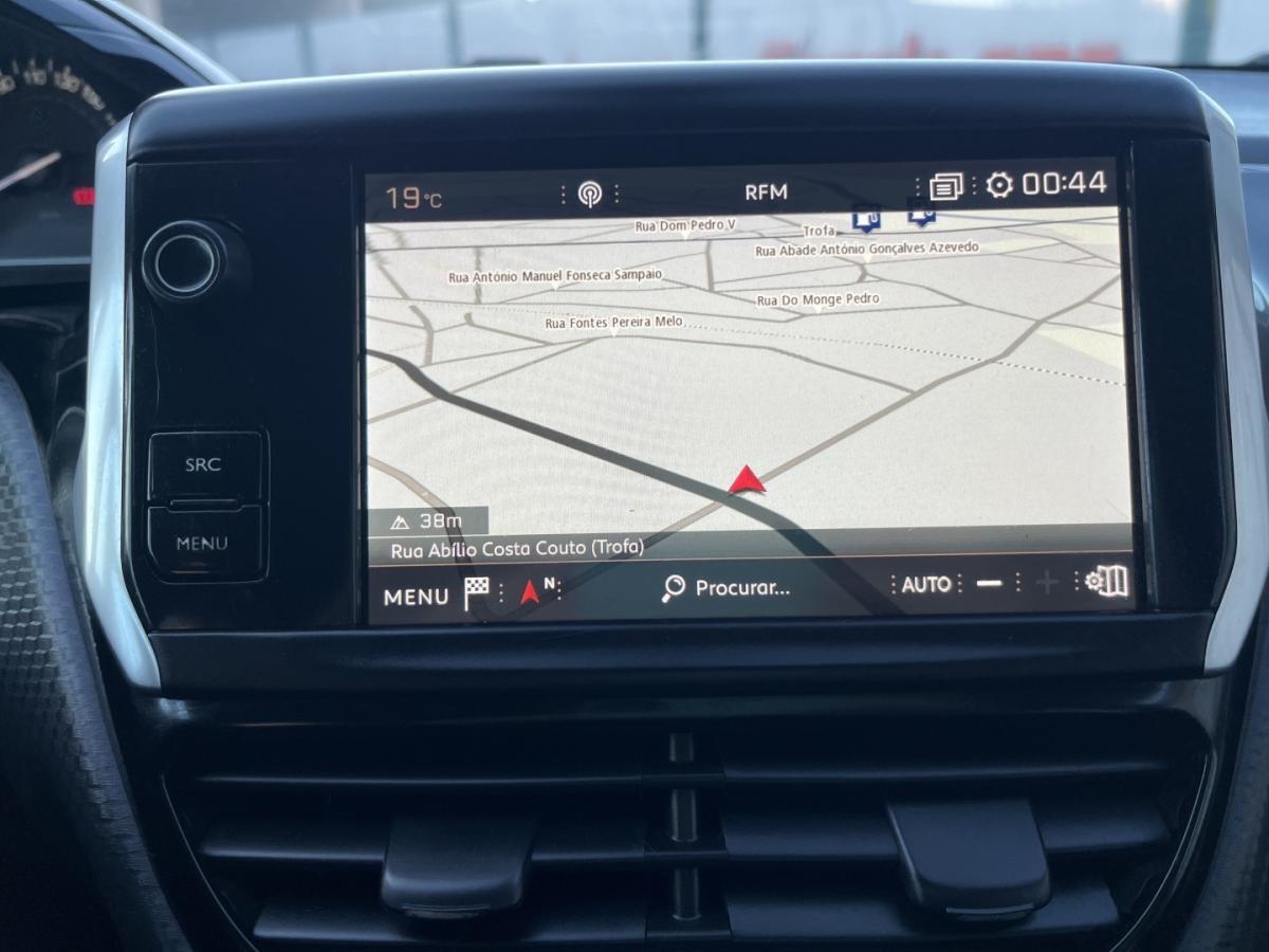peugeot-2008-2019-diesel-1499cc