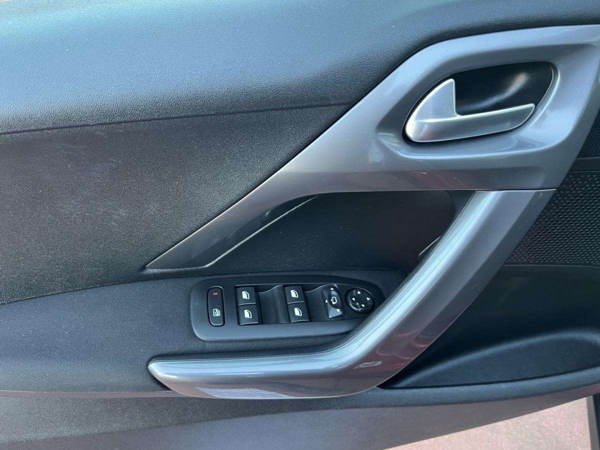 peugeot-2008-2019-diesel-1499cc