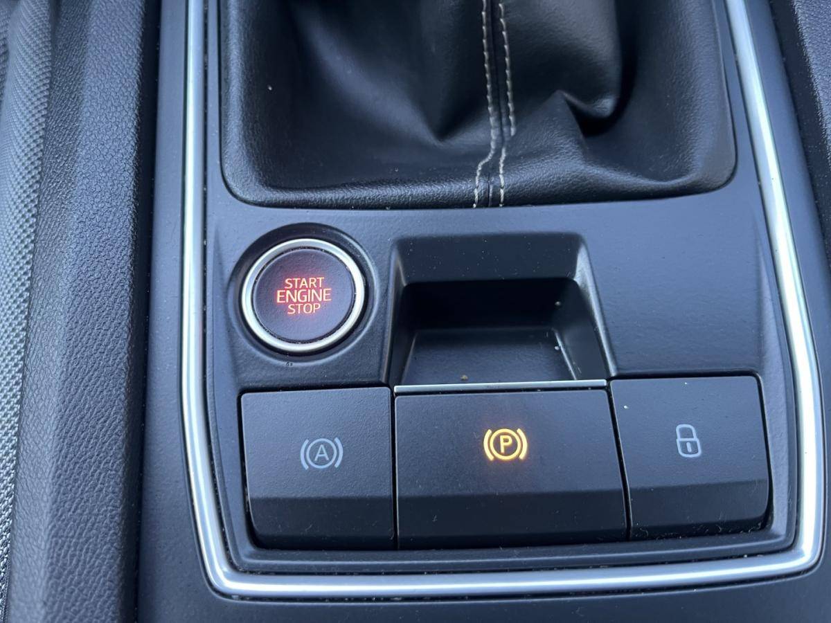 seat-leon-2020-gasolina-999cc
