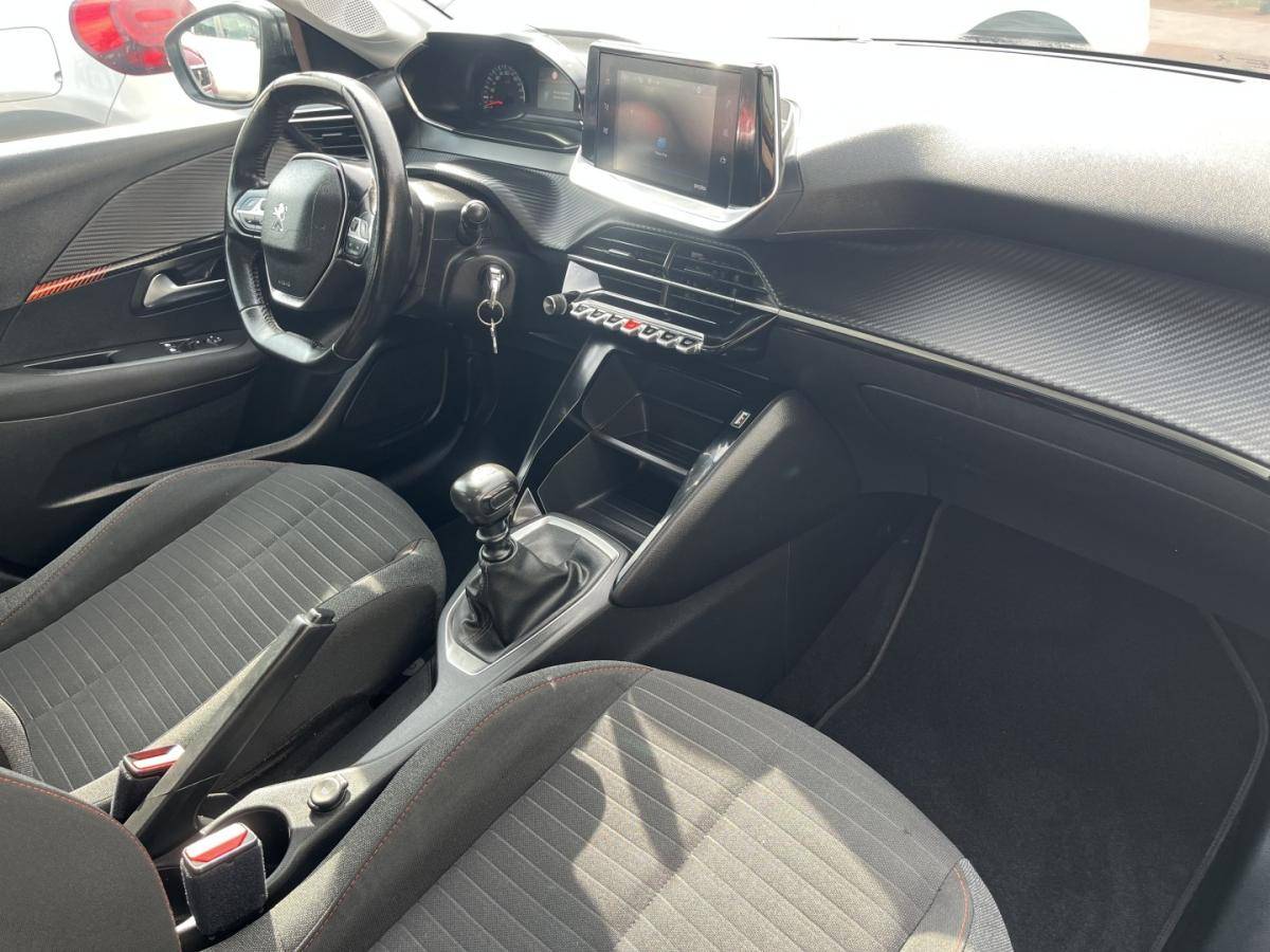 peugeot-208-2020-gasolina-1199cc