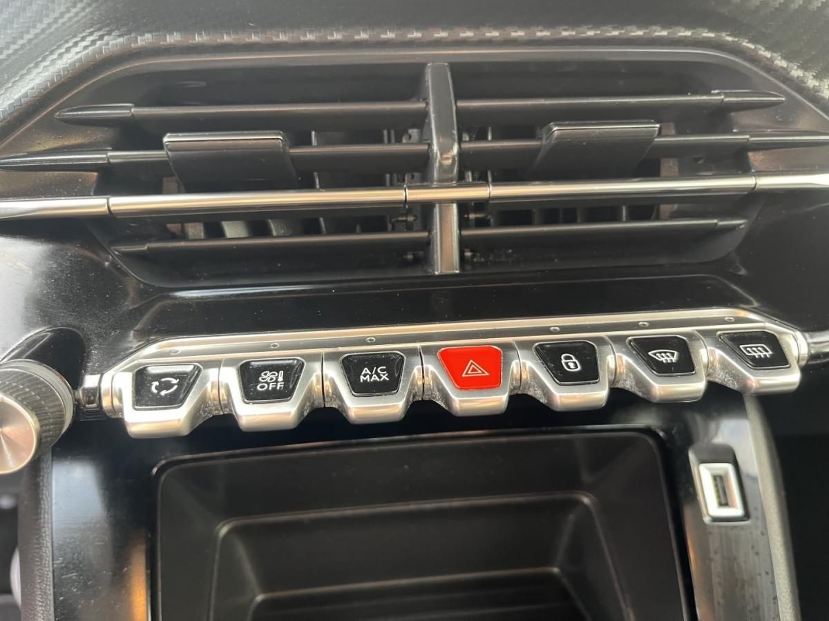 peugeot-208-2020-gasolina-1199cc